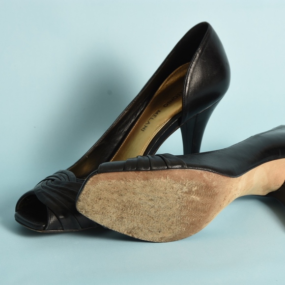 Antonio Melani Heels, Black, Size 7.5, 3.5 heel - Picture 7 of 9